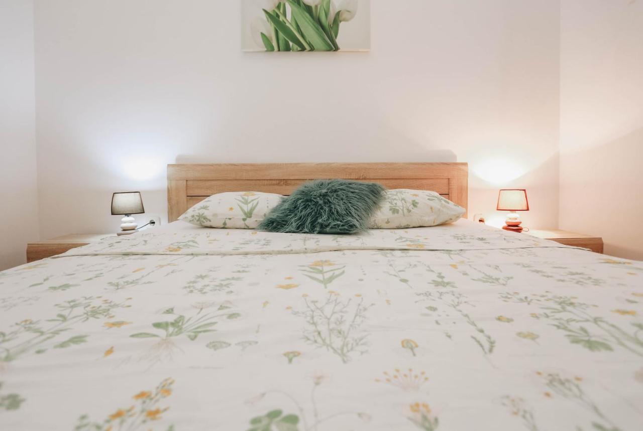 Apartment Near Ponta Nova Of Rafailovici Bečići Ngoại thất bức ảnh