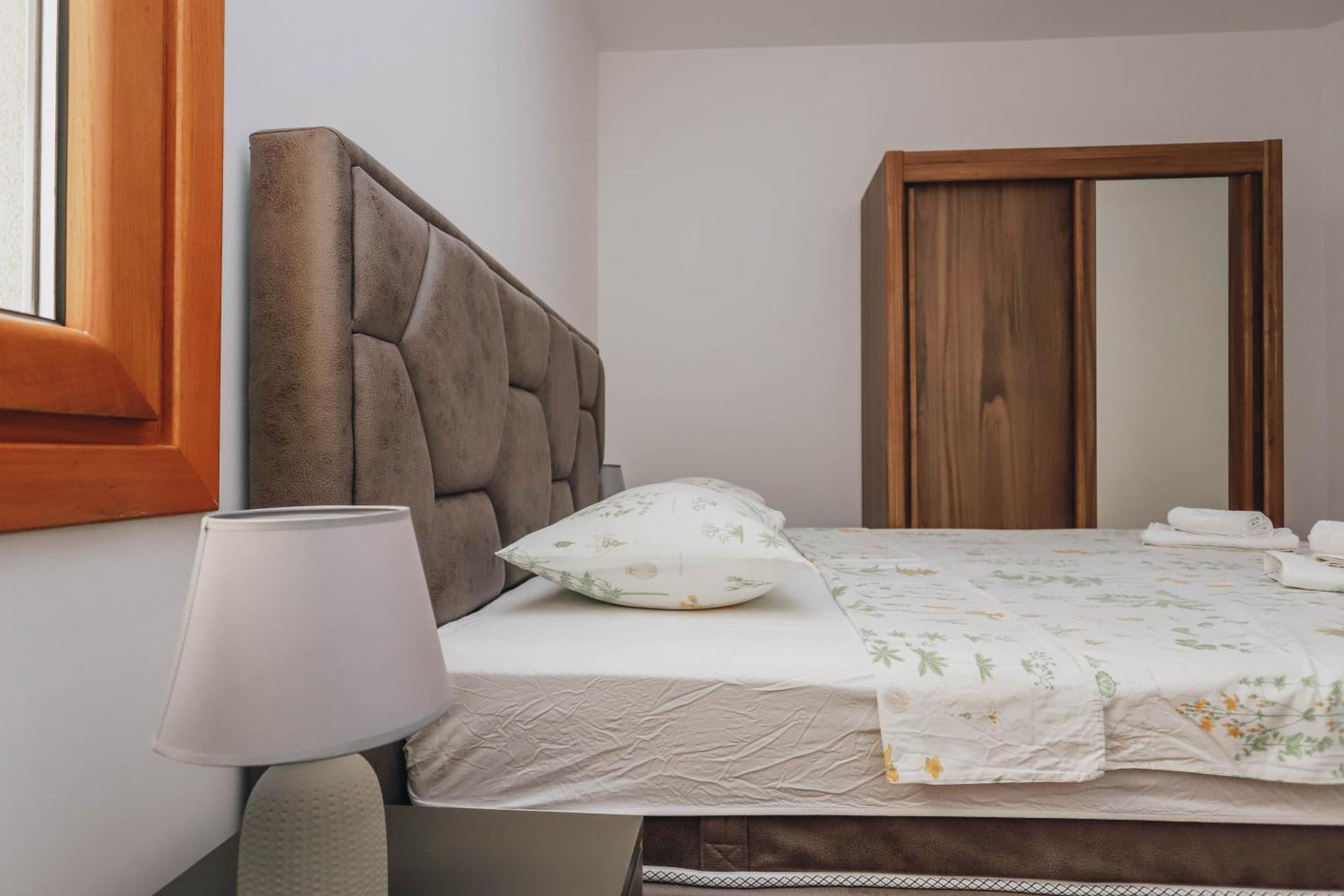 Apartment Near Ponta Nova Of Rafailovici Bečići Ngoại thất bức ảnh